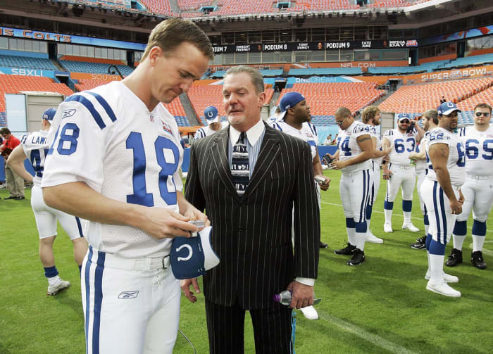 2007-Peyton-Manning-Jim-Irsay.jpg